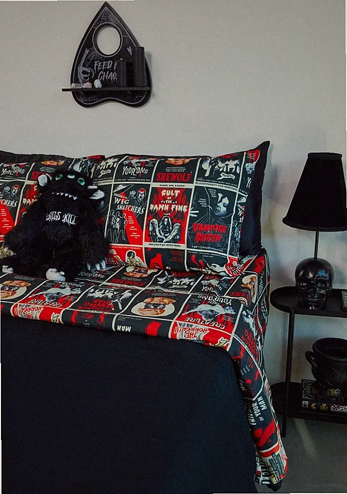 Dolls Kill Fears on Film Bed Sheet Set Sz Full/Queen RARE Horror Movie Bedsheets
